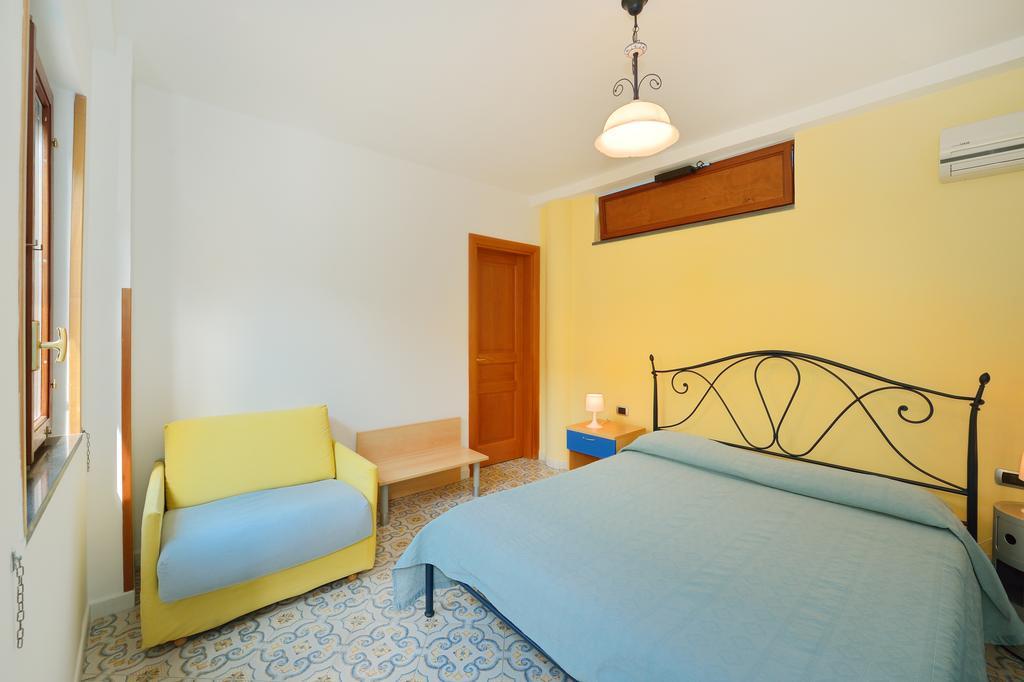 La Capannina Bed & Breakfast Procida Room photo