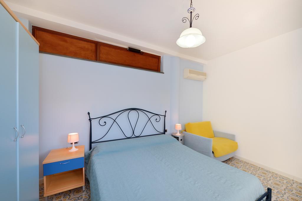 La Capannina Bed & Breakfast Procida Room photo